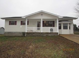 5046 Linwood Dr, Poplar Bluff, MO 63901