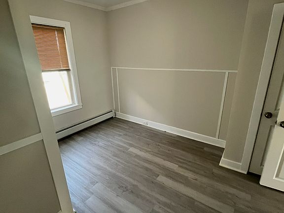5th image of 2 Gray Ave #1