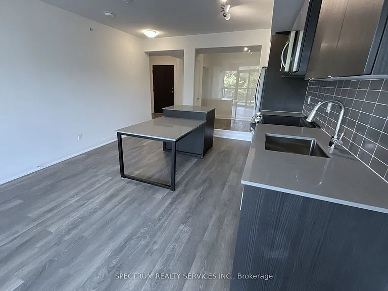 1461 Lawrence Ave W #306 — Photo 2