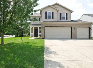 19139 Prairie Crossing Dr, Noblesville, IN 46062