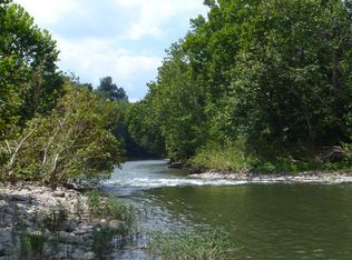 109 Creekview Dr, Frankfort, KY 40601