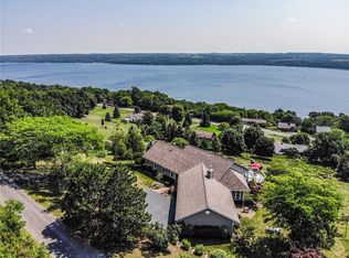 4553 Vista Dr, Canandaigua, NY 14424