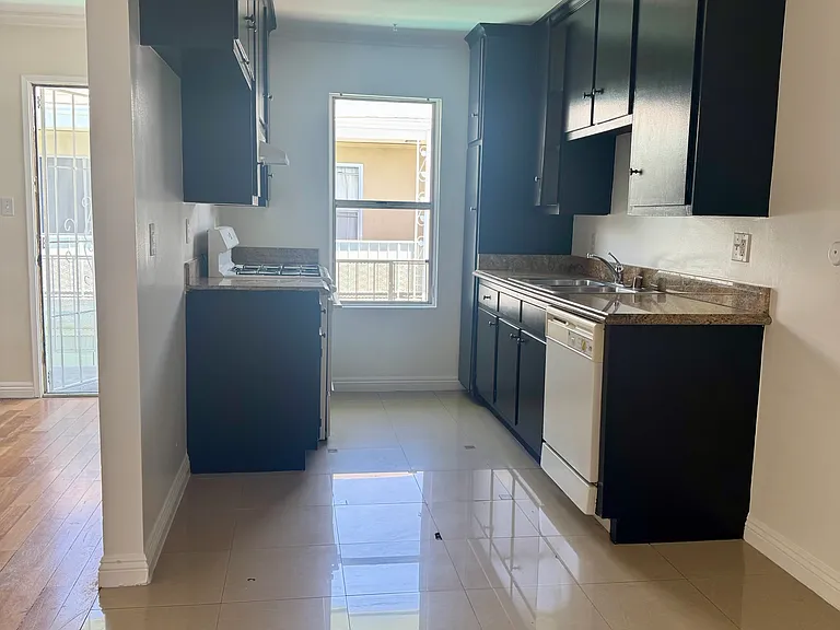 Laurel Grove Terrace — Photo 7