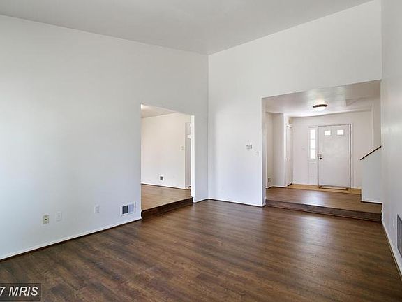 4th image of 13525 Walnutwood Ln
