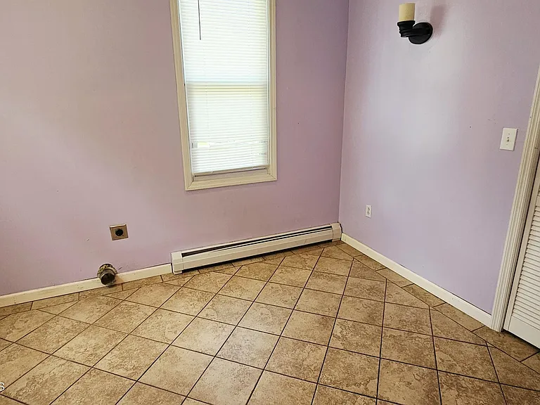 1631 Vine St — Photo 11