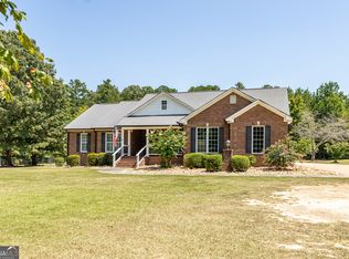 858 Ward Mountain Rd, Kingston, GA 30145