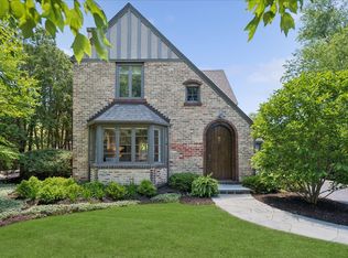 154 Glenwood Ave, Winnetka, IL 60093