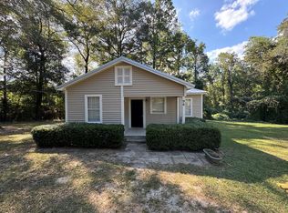 96 Deerfield Dr, Eufaula, AL 36027