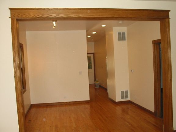 3rd image of 4938 N Bell Ave #1