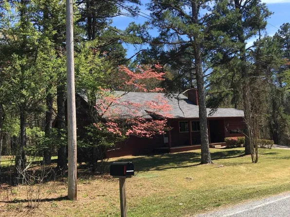 105 Daniel Dr, Fairfield Bay, AR 72088