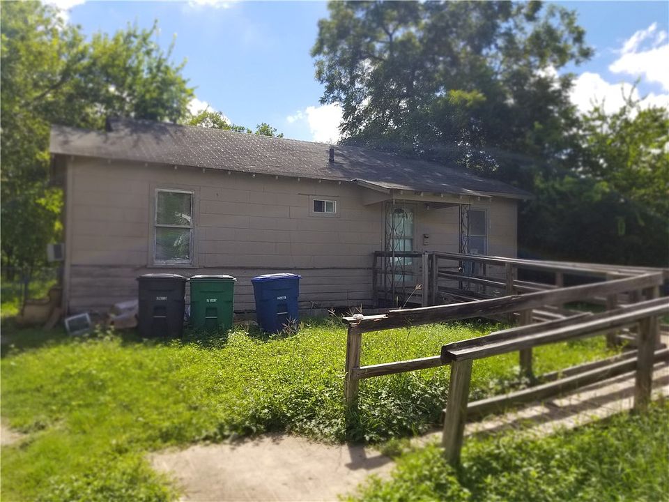 2nd image of 2350 Waverly Ave