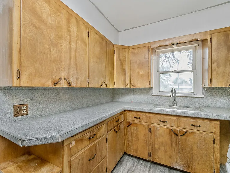 809 S Mississippi St — Photo 11