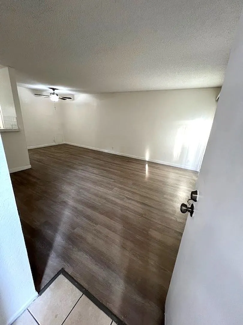 2 bed, 2.0 bath, $2,075 — Photo 2