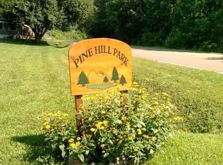 75 Corey Ave, Franklin, NC 28734