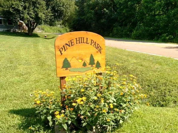 75 Corey Ave, Franklin, NC 28734