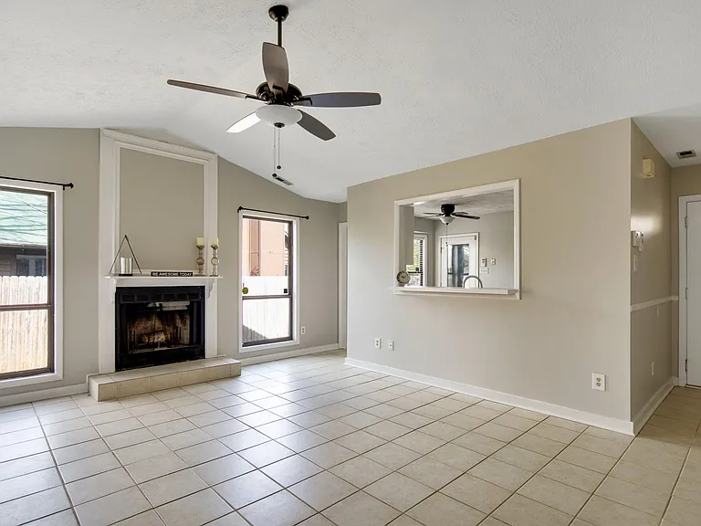 6954 Candlewood Dr — Photo 5