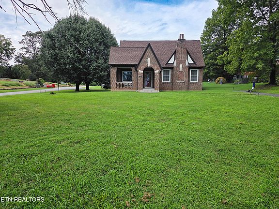 5th image of 308 Clifton Heights Rd
