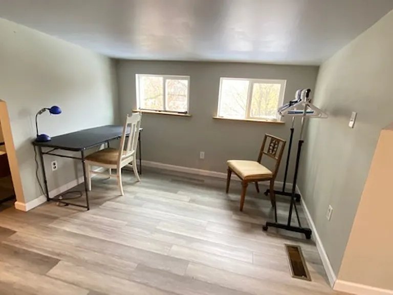 414 Stafford St — Photo 9