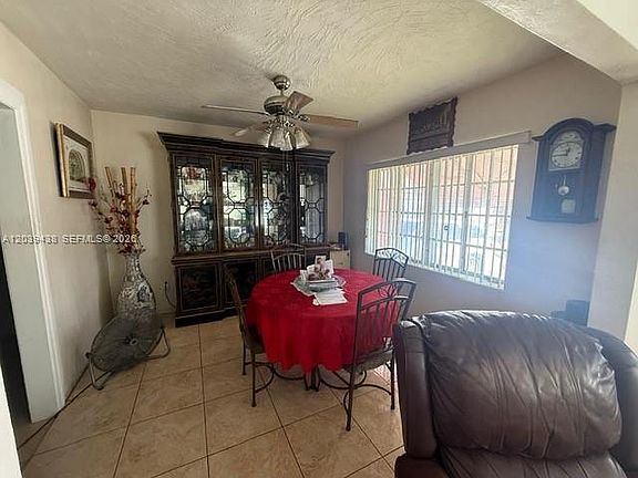 4th image of 15150 NE 15th Ct