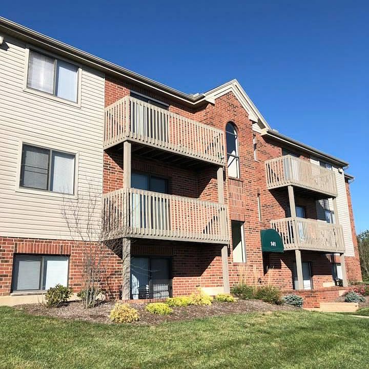 1st image of 200 Fieldstone Dr APT 06