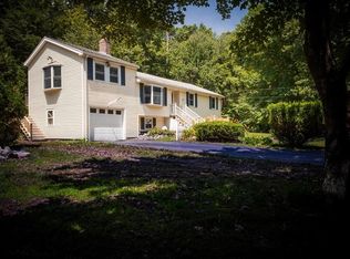 67 Hillside Dr, Hanover, MA 02339