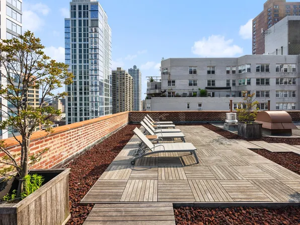 166 East 35th Street 5F image 10 of 10