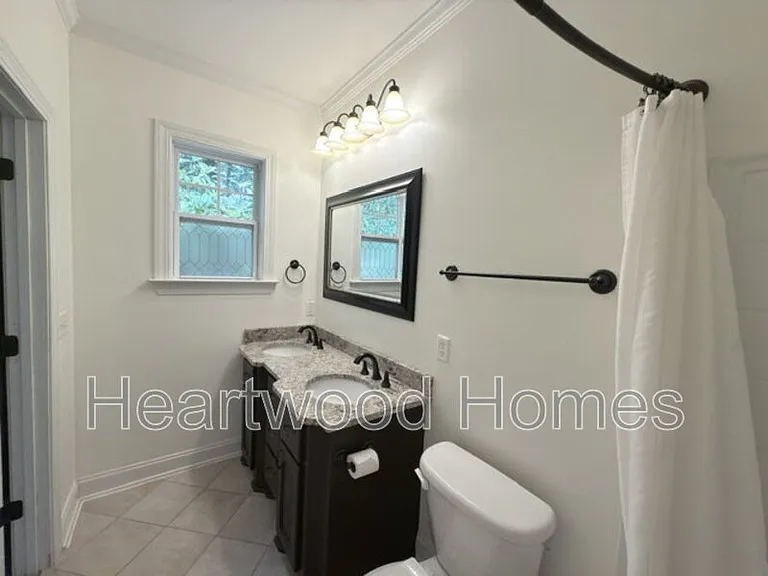 432 Jackson Ave — Photo 19