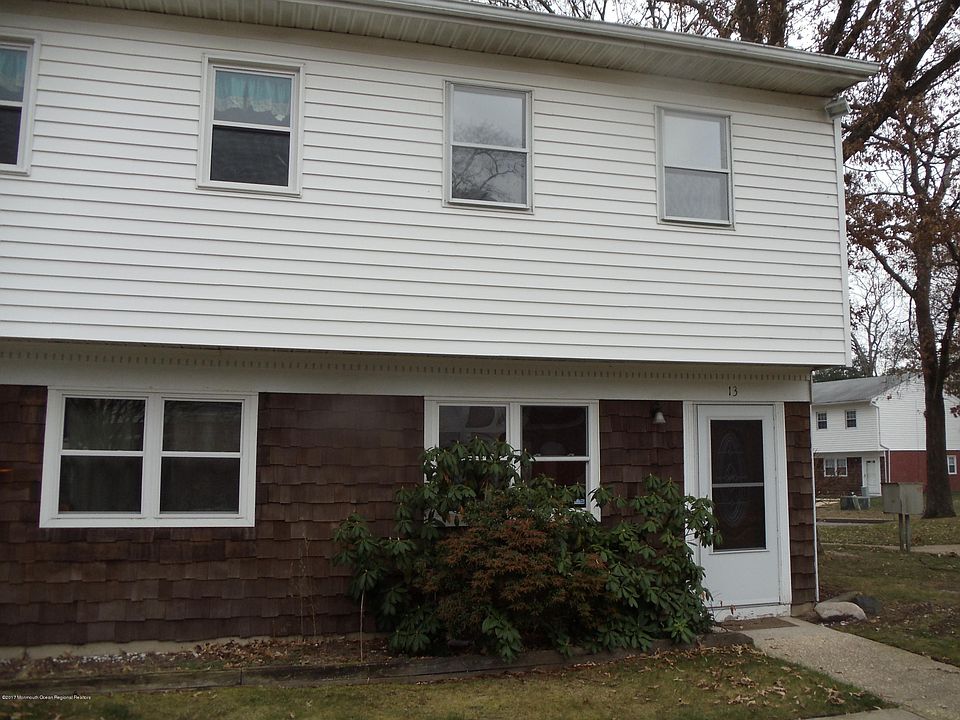 1st image of 593 Garfield Ave APT 13