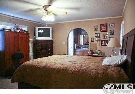 5th image of 1421 Dale Douglas Dr