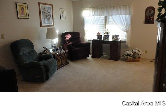 2nd image of 1005 Virginia Ave