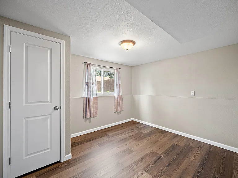 7530 Deer Trl — Photo 20