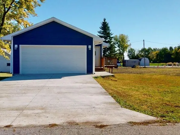 217 NE 4th St, Ogden, IA 50212