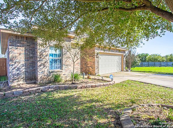 3rd image of 7819 Palomino Ct