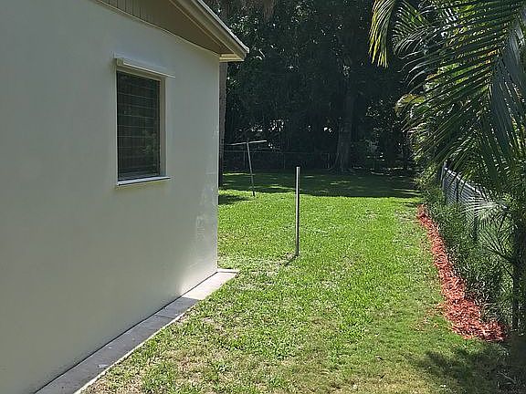 5th image of 1836 42nd Ave