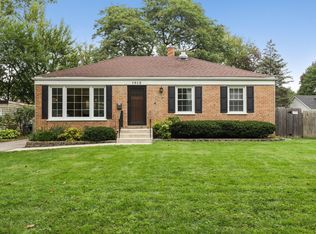 1913 E Indiana St, Wheaton, IL 60187