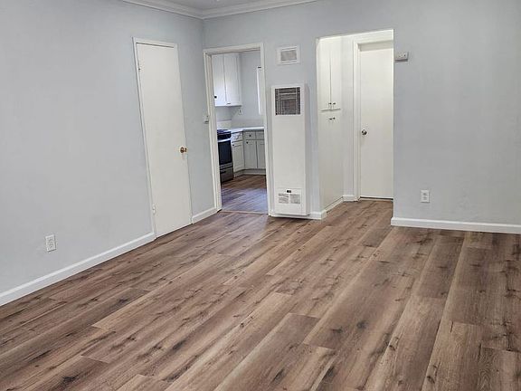 5th image of 1421 N Mansfield Ave APT 4