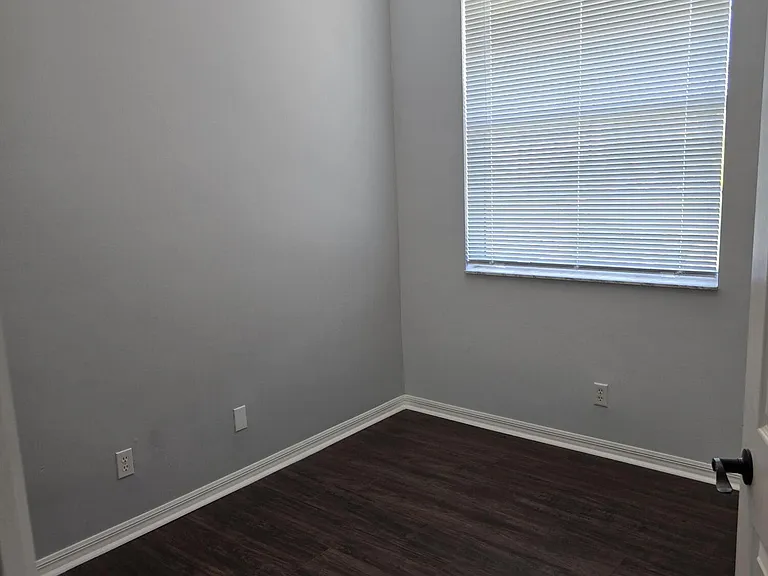 4261 E Main St — Photo 2