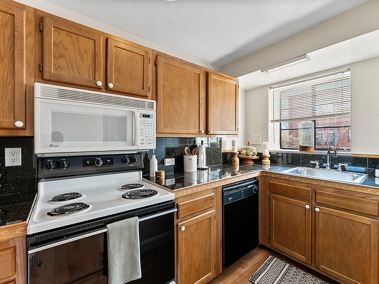 1003 N Negley Ave #6 — Photo 16