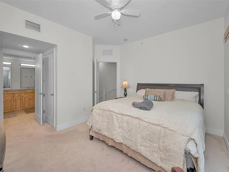 331 Cleveland St #310 — Photo 26