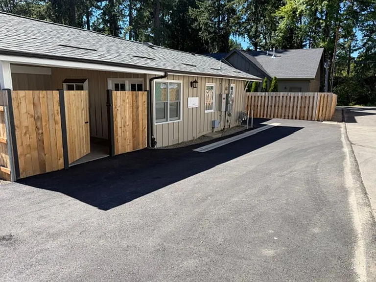 1410 SE River Forest Rd — Photo 3