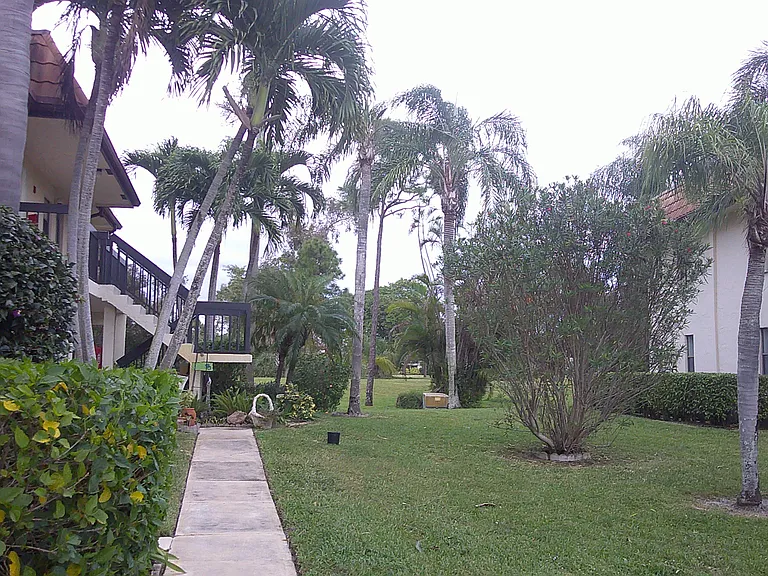 7257 Golf Colony Ct #203 — Photo 4
