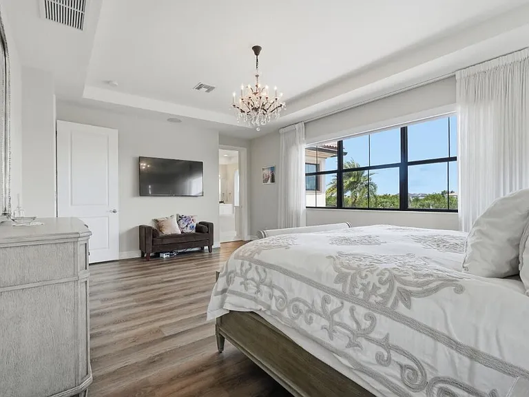 11415 Watercrest Cir E — Photo 37