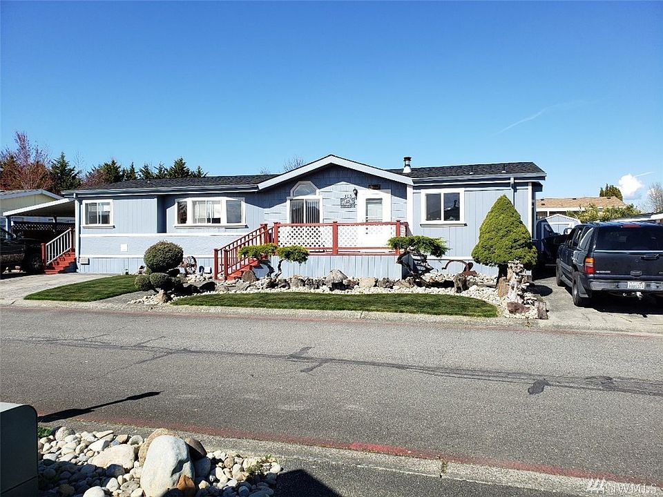 1st image of 303 Noble Fir Cir