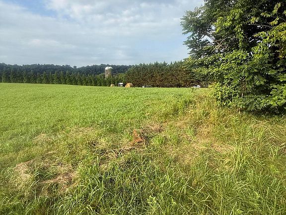 5th image of Holston Acres