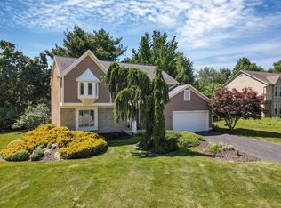 12931 Oakmere Dr, Pickerington, OH 43147