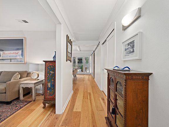 4th image of 2402 Elmglen Dr