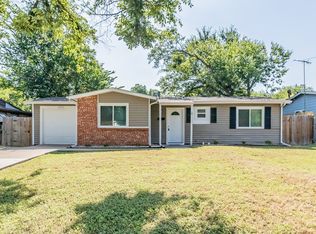 2313 Carruthers Dr, Fort Worth, TX 76112