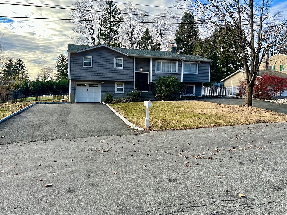 1st image of 16 Roosevelt Dr #B