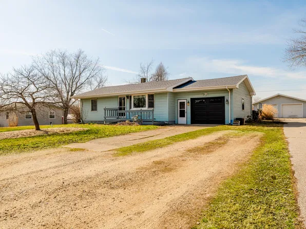 3994 Laukus Ln, Saint Joseph, MI 49085