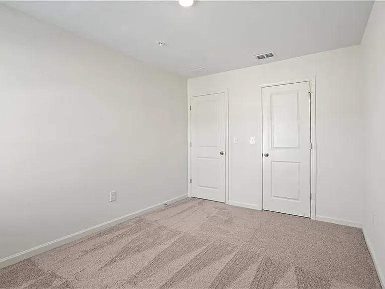 541 Magnolia Cir — Photo 18